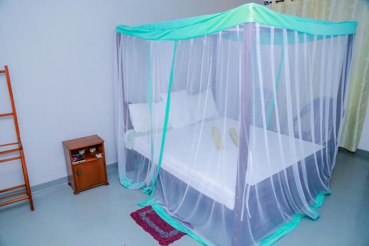 兰卡绿色山林小屋 乌纳瓦图纳 外观 照片